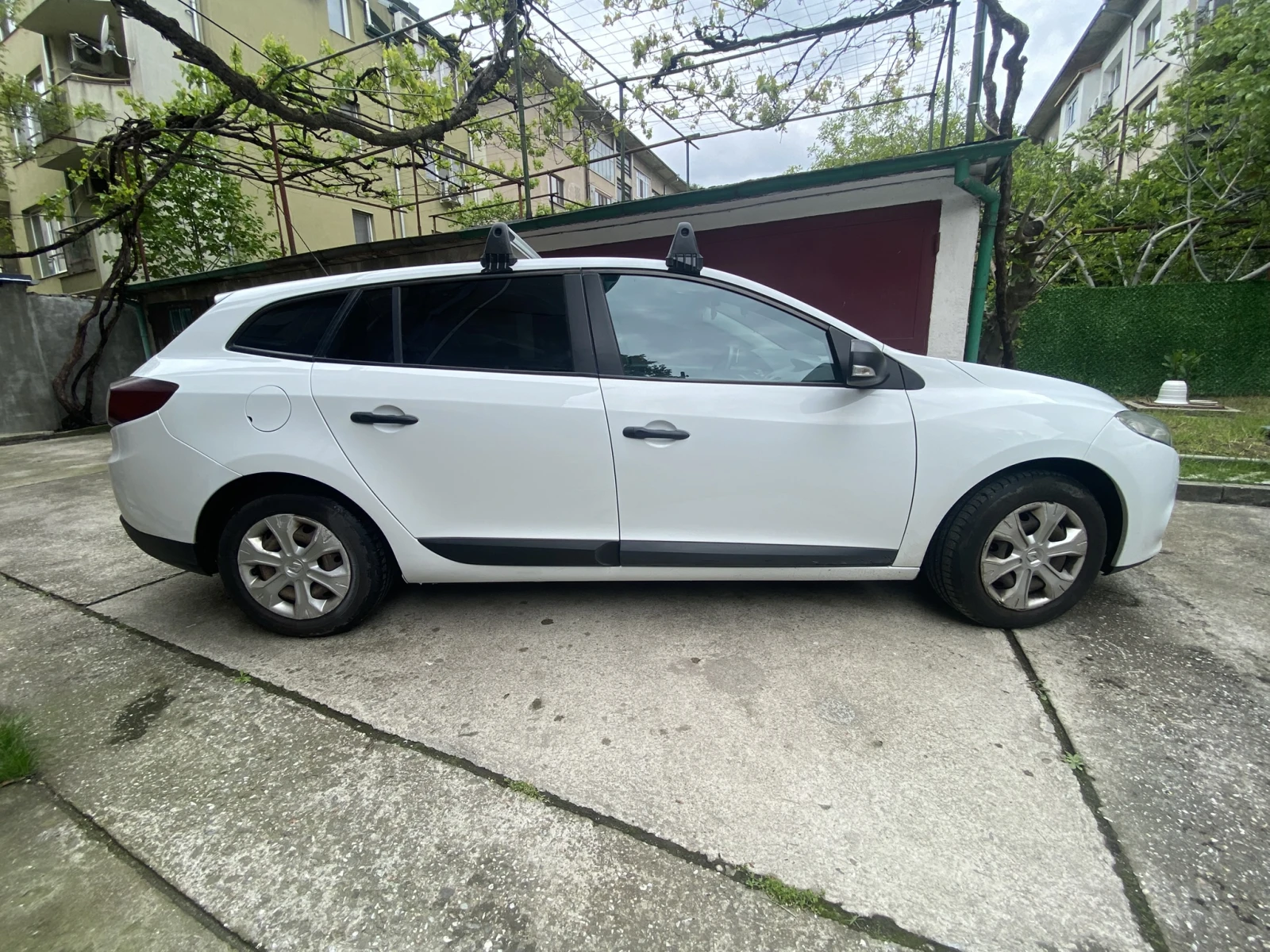 Renault Megane комби, снимка 6 - Автомобили и джипове - 54516274