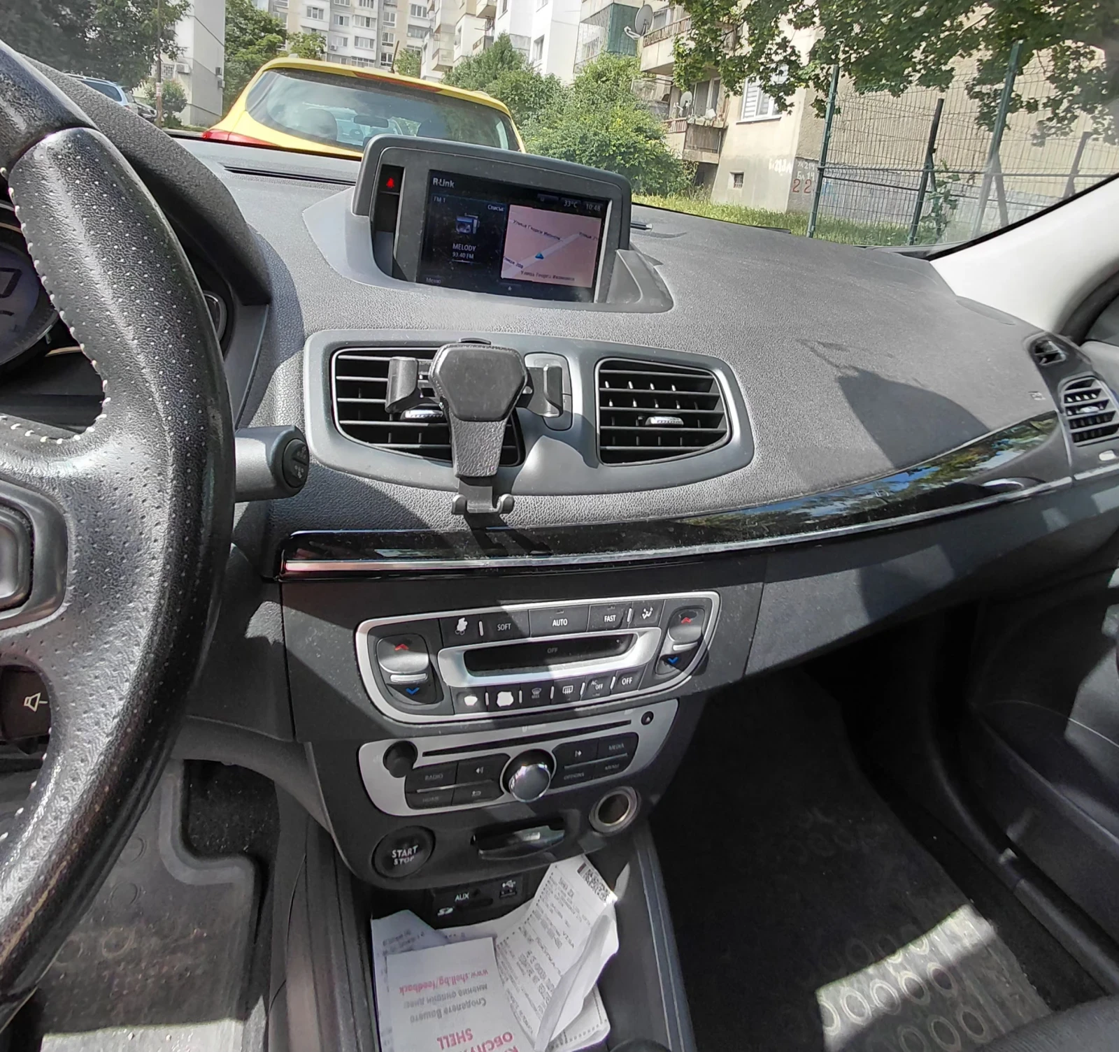 Renault Fluence, снимка 4 - Автомобили и джипове - 55033749