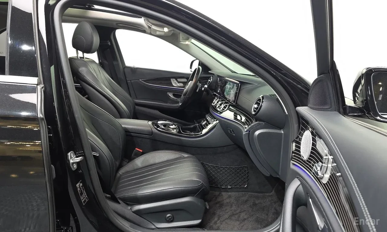 Mercedes-Benz E 400 4MATIC | DIGITAL | BURMESTER | PANO | DISTRONIC, снимка 10 - Автомобили и джипове - 55047332
