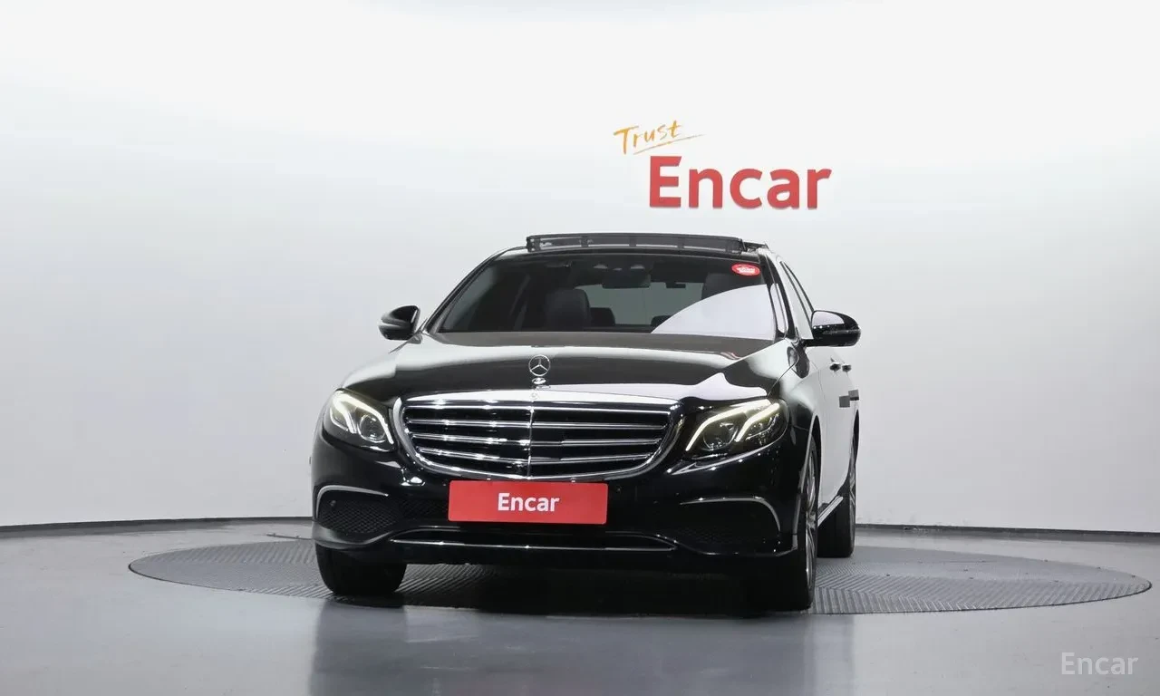 Mercedes-Benz E 400 4MATIC | DIGITAL | BURMESTER | PANO | DISTRONIC, снимка 3 - Автомобили и джипове - 55047332
