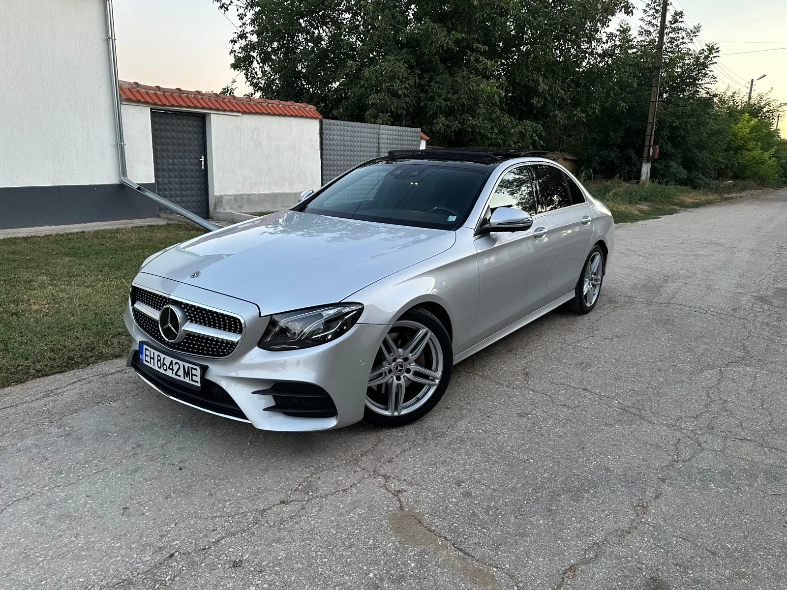 Mercedes-Benz E 220 ДИГИТАЛ