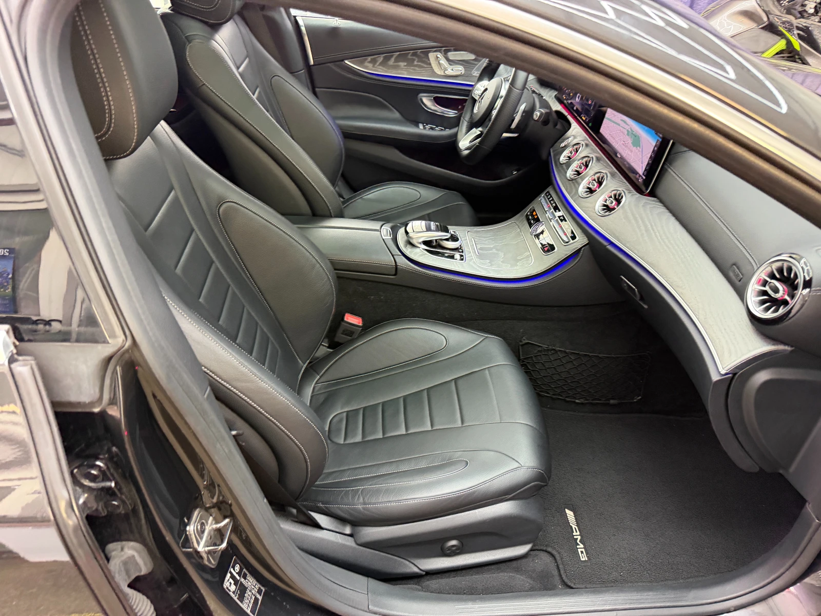 Mercedes-Benz CLS 350 4Matic AMG Line* ПЪЛНА СЕРВИЗНА ИСТОРИЯ В Mercedes, снимка 13 - Автомобили и джипове - 55780175