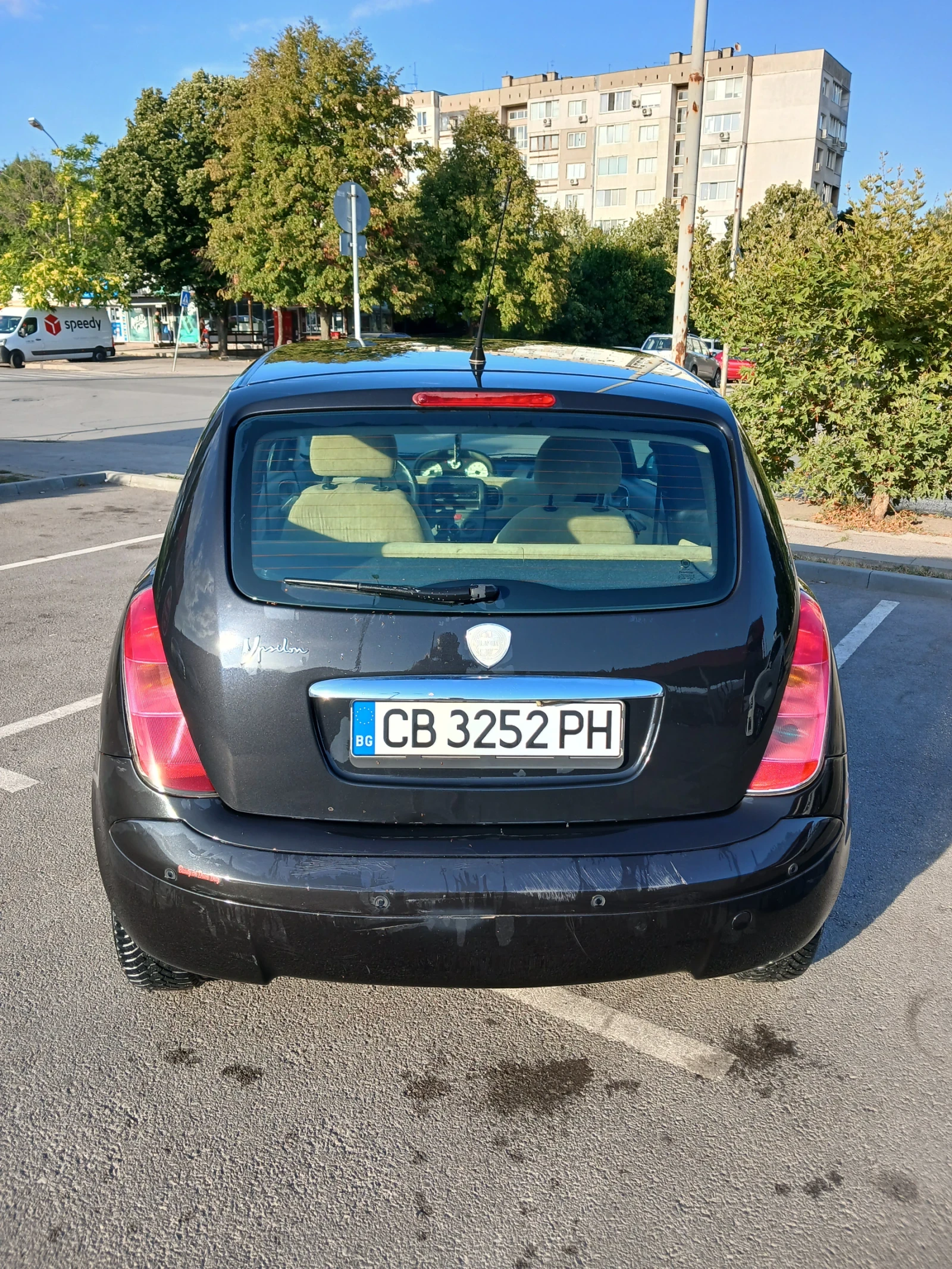 Lancia Ypsilon, снимка 10 - Автомобили и джипове - 55879413