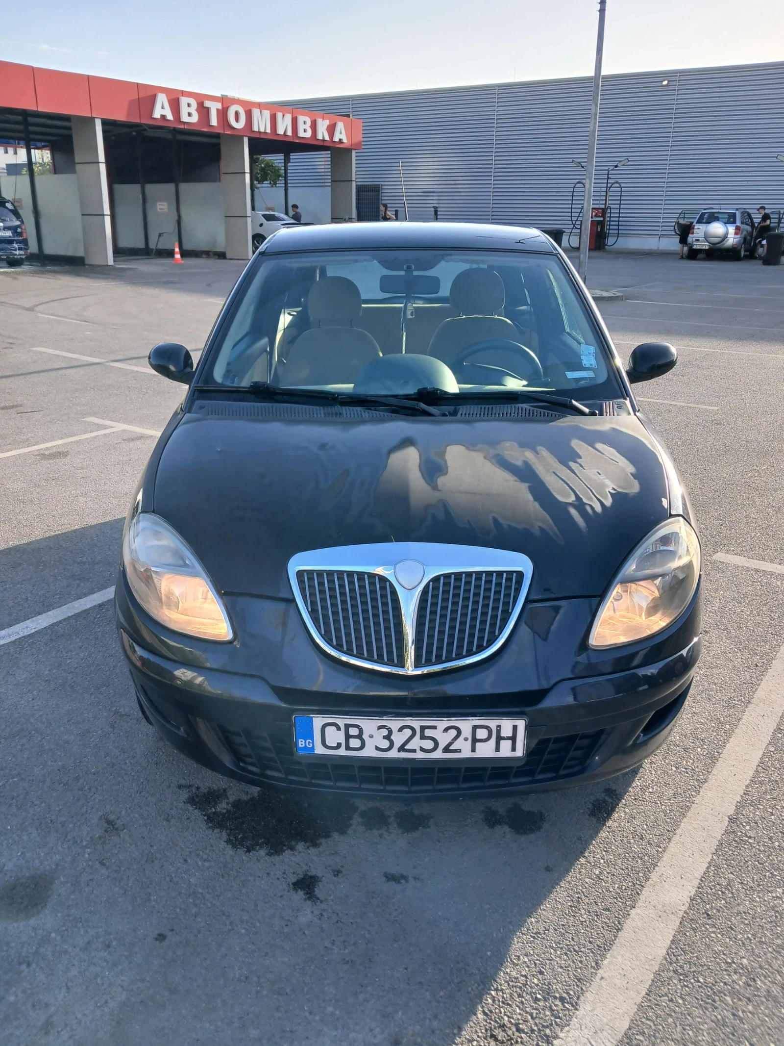 Lancia Ypsilon, снимка 3 - Автомобили и джипове - 55879413