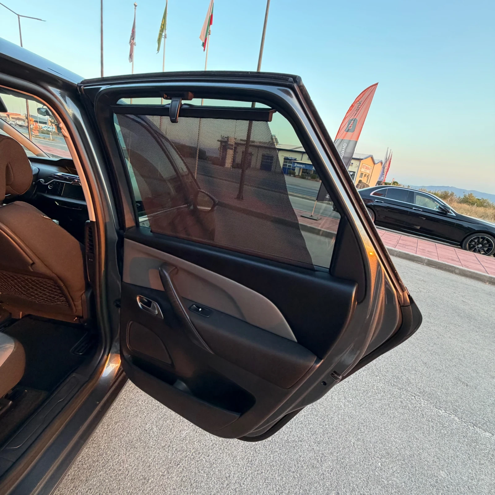 Citroen C4 Picasso 2.0HDI-136к.с.Toushscreen;Keyless-Go;КАМЕРА;БЕЛГИЯ, снимка 10 - Автомобили и джипове - 56058371