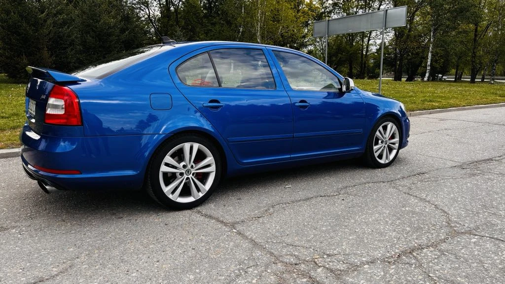Skoda Octavia 2.0TSI RS, снимка 8 - Автомобили и джипове - 56120980