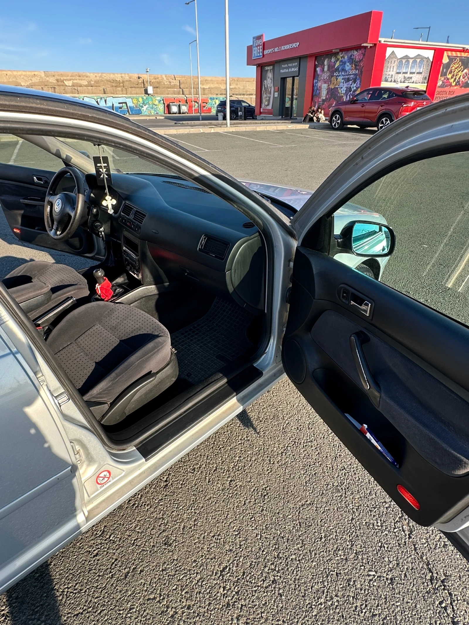 VW Bora 1.9TDI, снимка 9 - Автомобили и джипове - 56145715