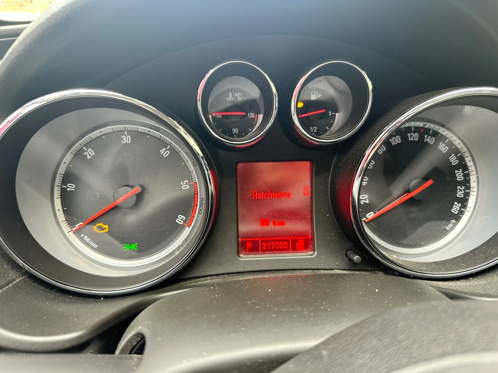 Opel Insignia 2000, снимка 5 - Автомобили и джипове - 56649597