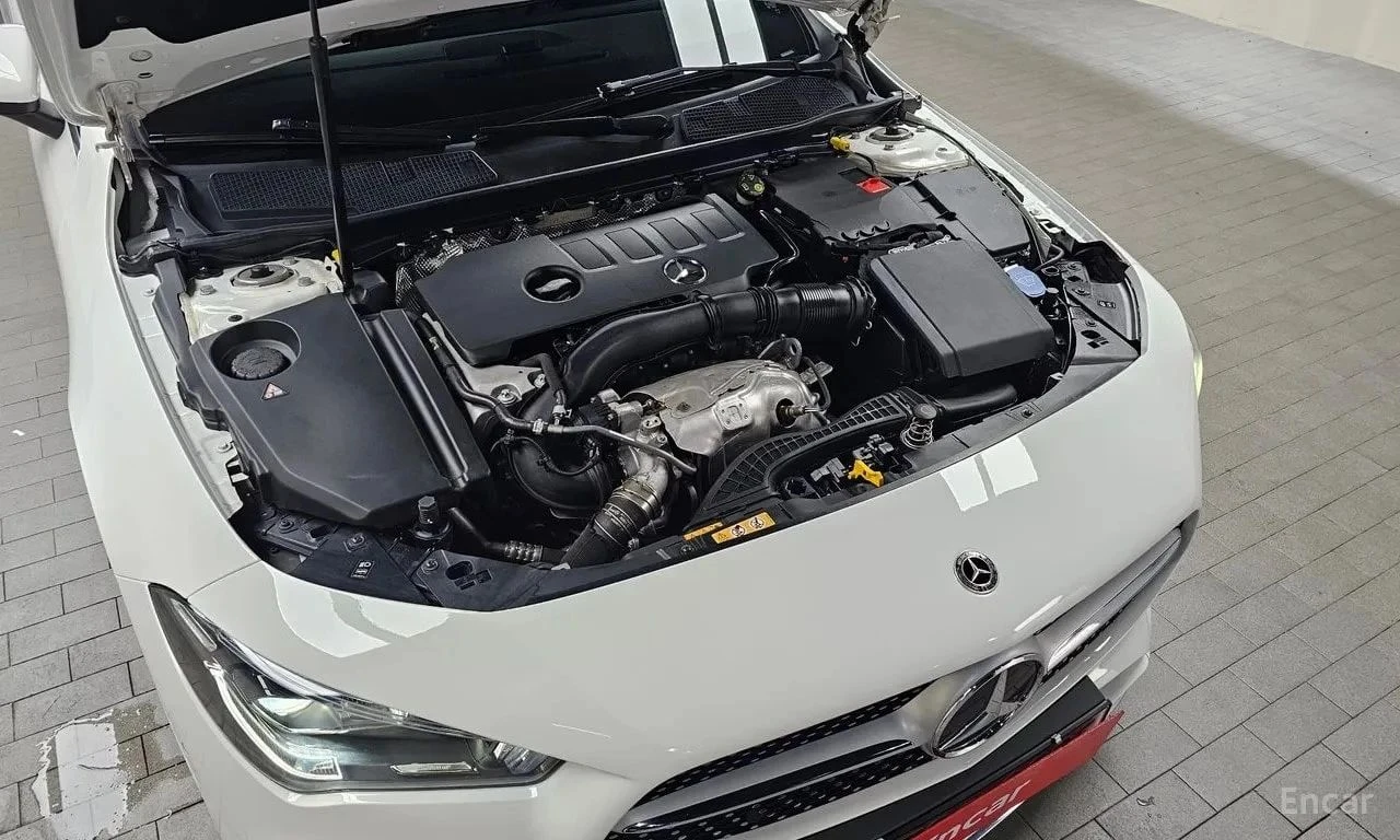 Mercedes-Benz CLA, снимка 6 - Автомобили и джипове - 56738102