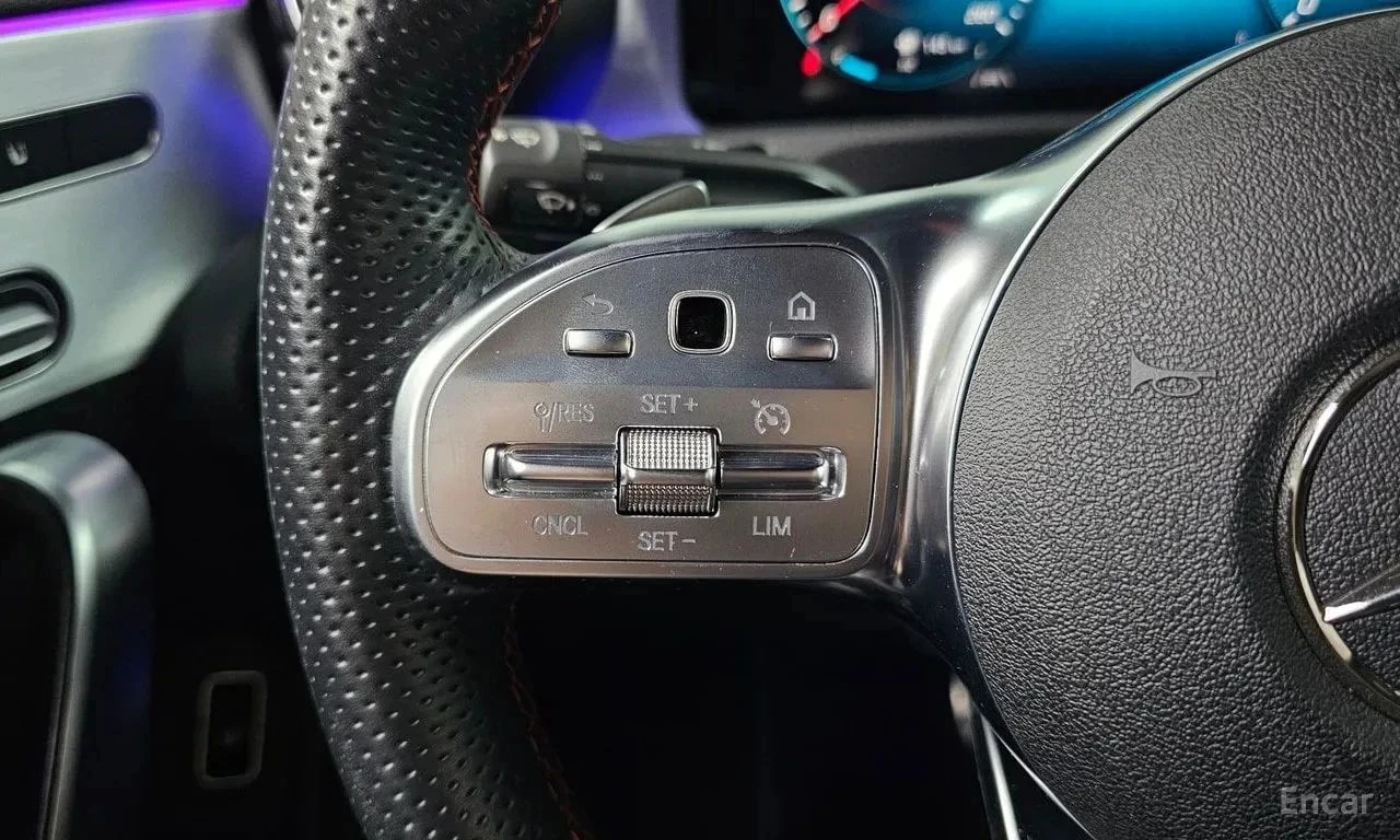 Mercedes-Benz CLA, снимка 15 - Автомобили и джипове - 56738102