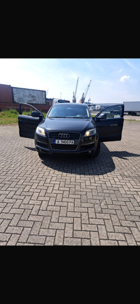 Audi Q7, снимка 1 - Автомобили и джипове - 45687839