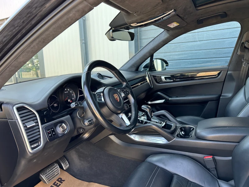 Porsche Cayenne 4.0 Turbo 550 Hp 2019 Panorama, снимка 10 - Автомобили и джипове - 49782116