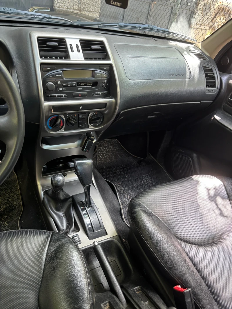 Nissan Terrano 3.0 154 hp.     Автомат     Къса База, снимка 4 - Автомобили и джипове - 51962836