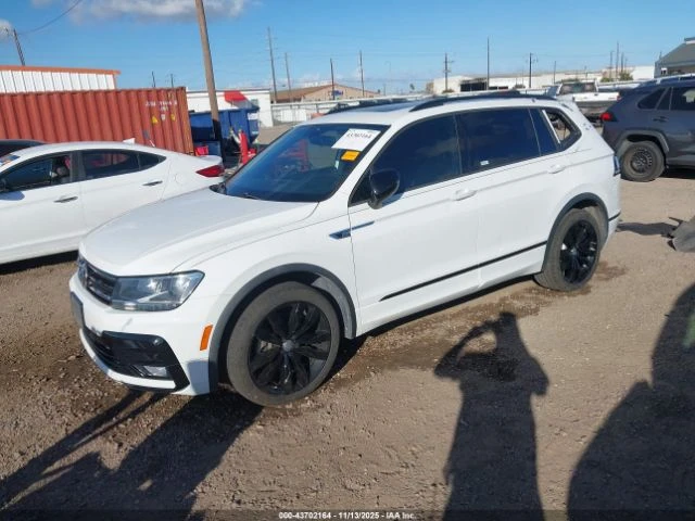 VW Tiguan R-LINE BLACK/2.0T SEL, снимка 2 - Автомобили и джипове - 53114678