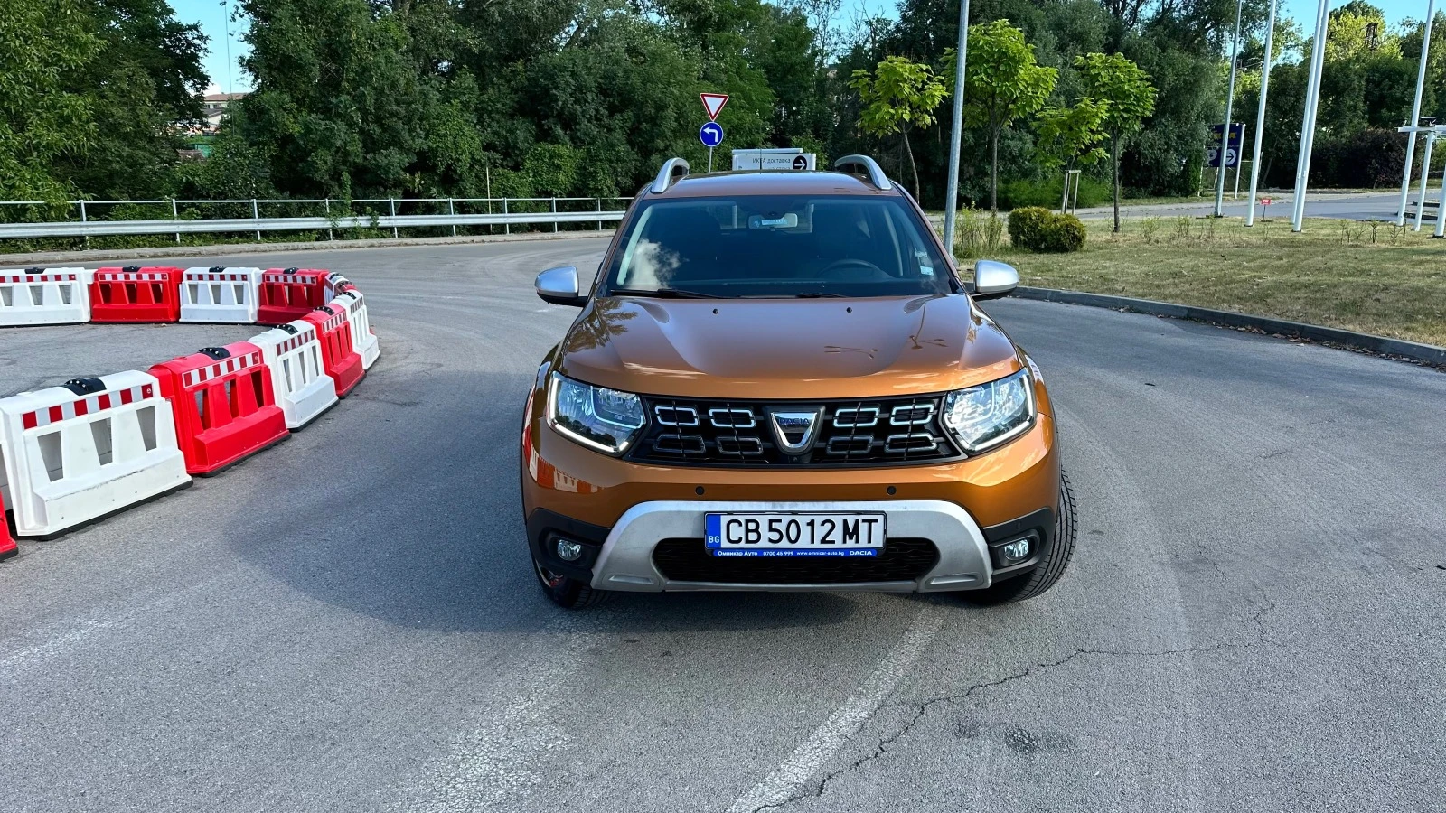 Dacia Duster dCi 110 к.с. 4x4 Stop & Start N1 - изображение 2