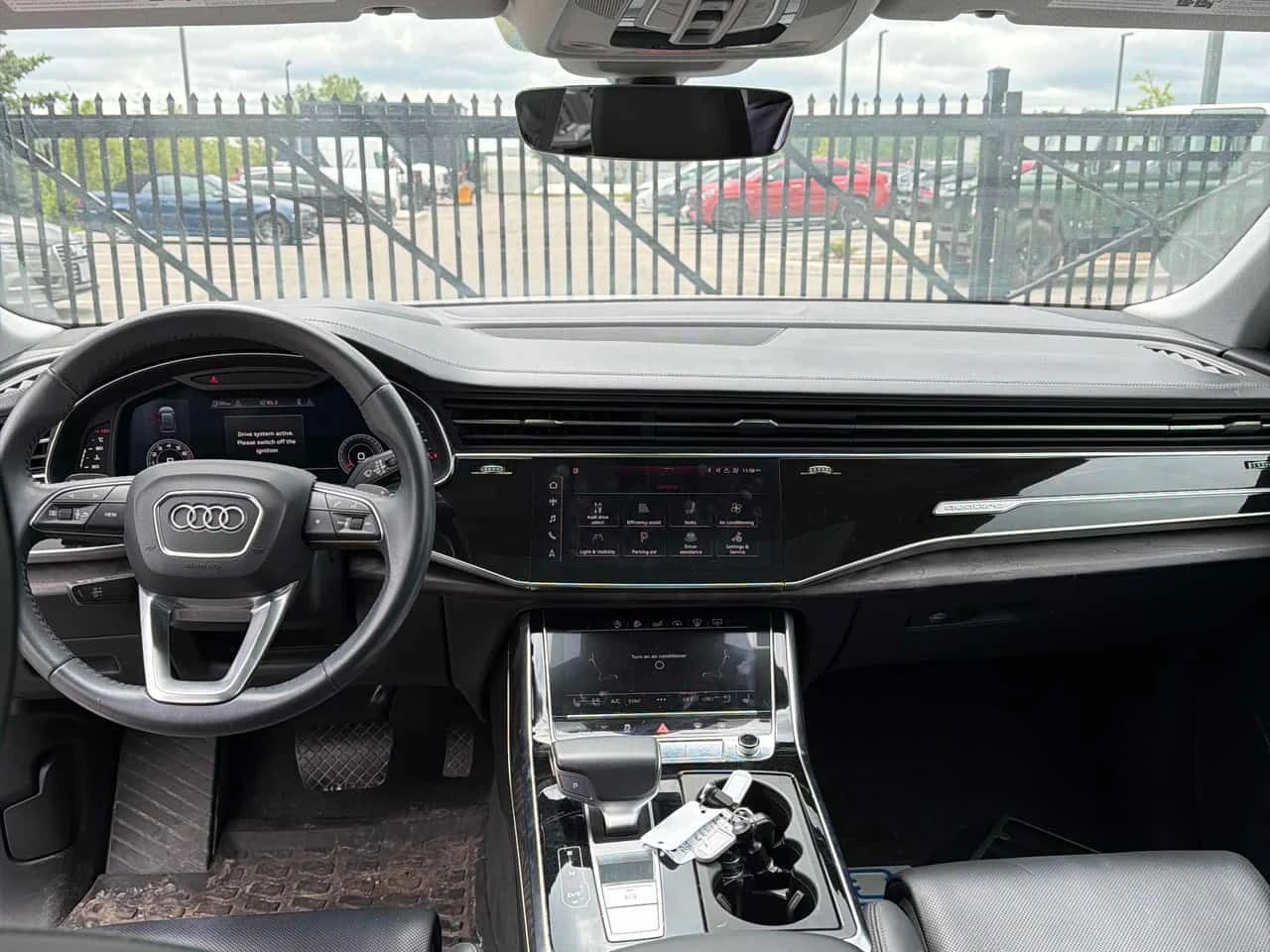 Audi Q8 Technik/ОБДУХВАНЕ/ПАНОРАМА/360 КАМЕРИ, снимка 9 - Автомобили и джипове - 54827158