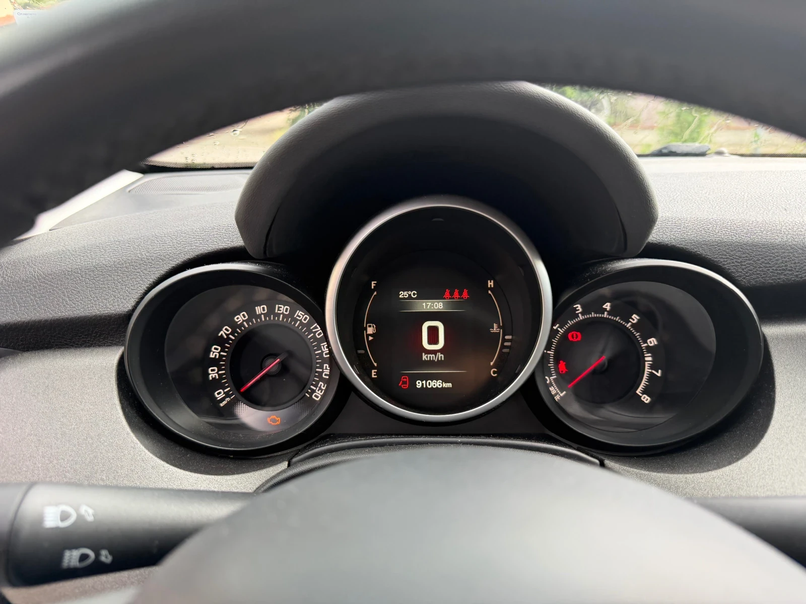 Fiat 500X 1.6 (110hp), снимка 14 - Автомобили и джипове - 55039999