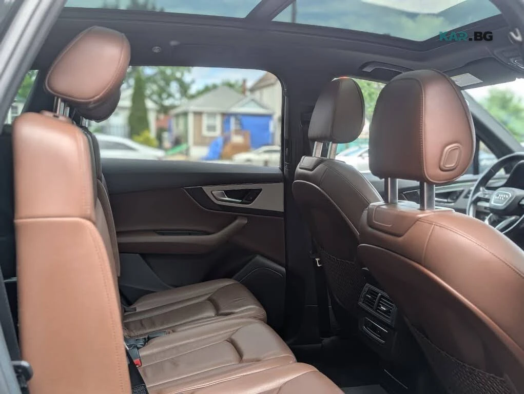 Audi Q7 QUATTRO* DISTRONIC* М.ТОЧКА* ПАНОРАМА* ПОДГРЕВ* , снимка 8 - Автомобили и джипове - 55377170