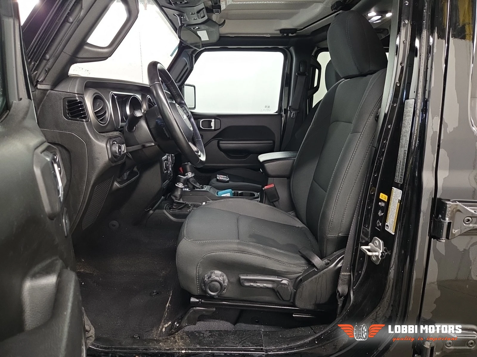 Jeep Wrangler, снимка 5 - Автомобили и джипове - 55928313