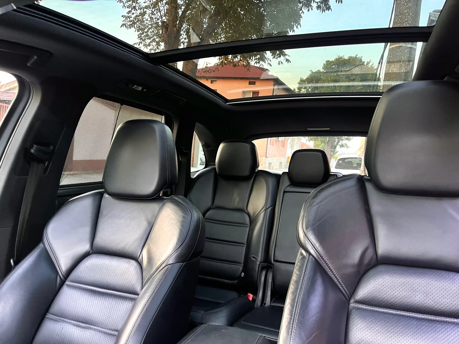 Porsche Cayenne 3.0TDI* ПАНО* ПОДГРЕВ* ЩОРИ* , снимка 13 - Автомобили и джипове - 56124891
