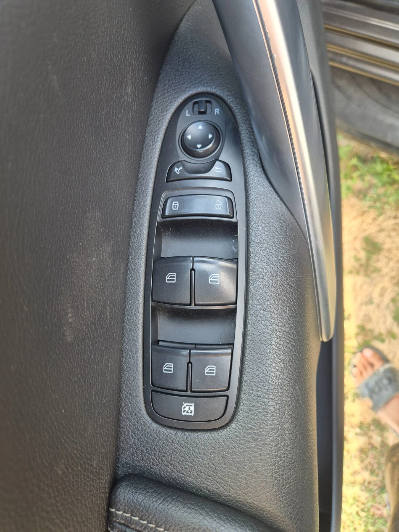 Mercedes-Benz X-Klasse 3.5 CDI V6 , снимка 10 - Автомобили и джипове - 56163456