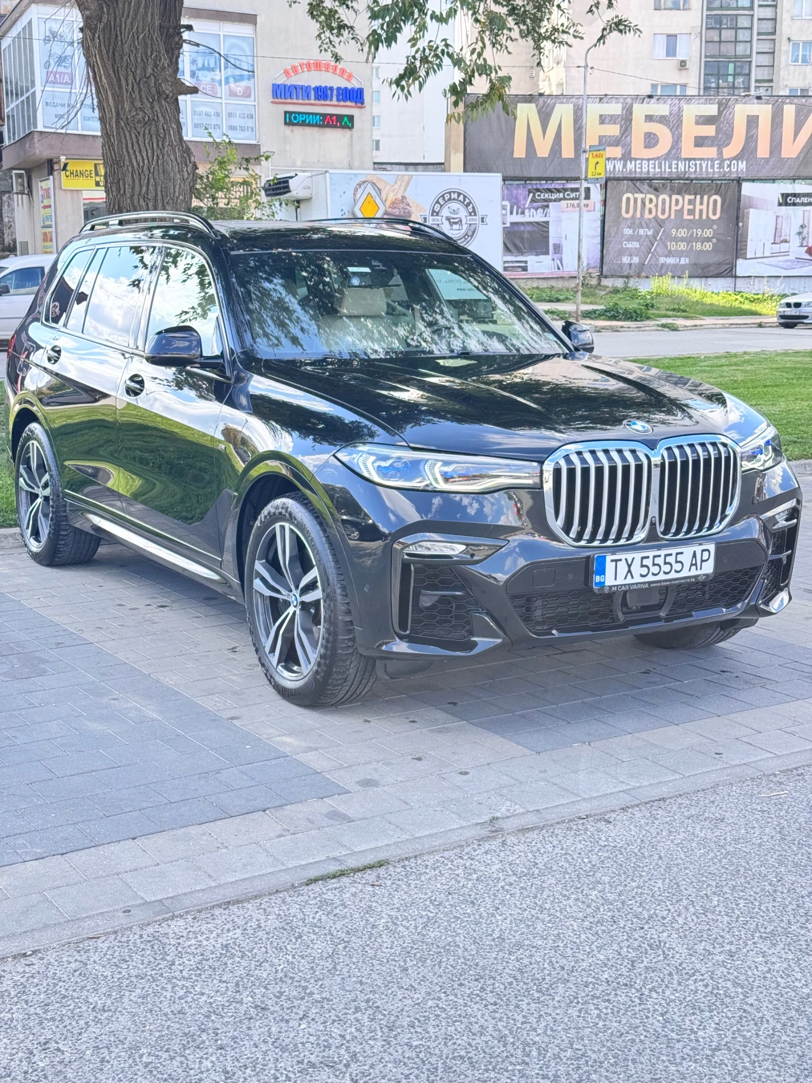 BMW X7, снимка 3 - Автомобили и джипове - 56331823
