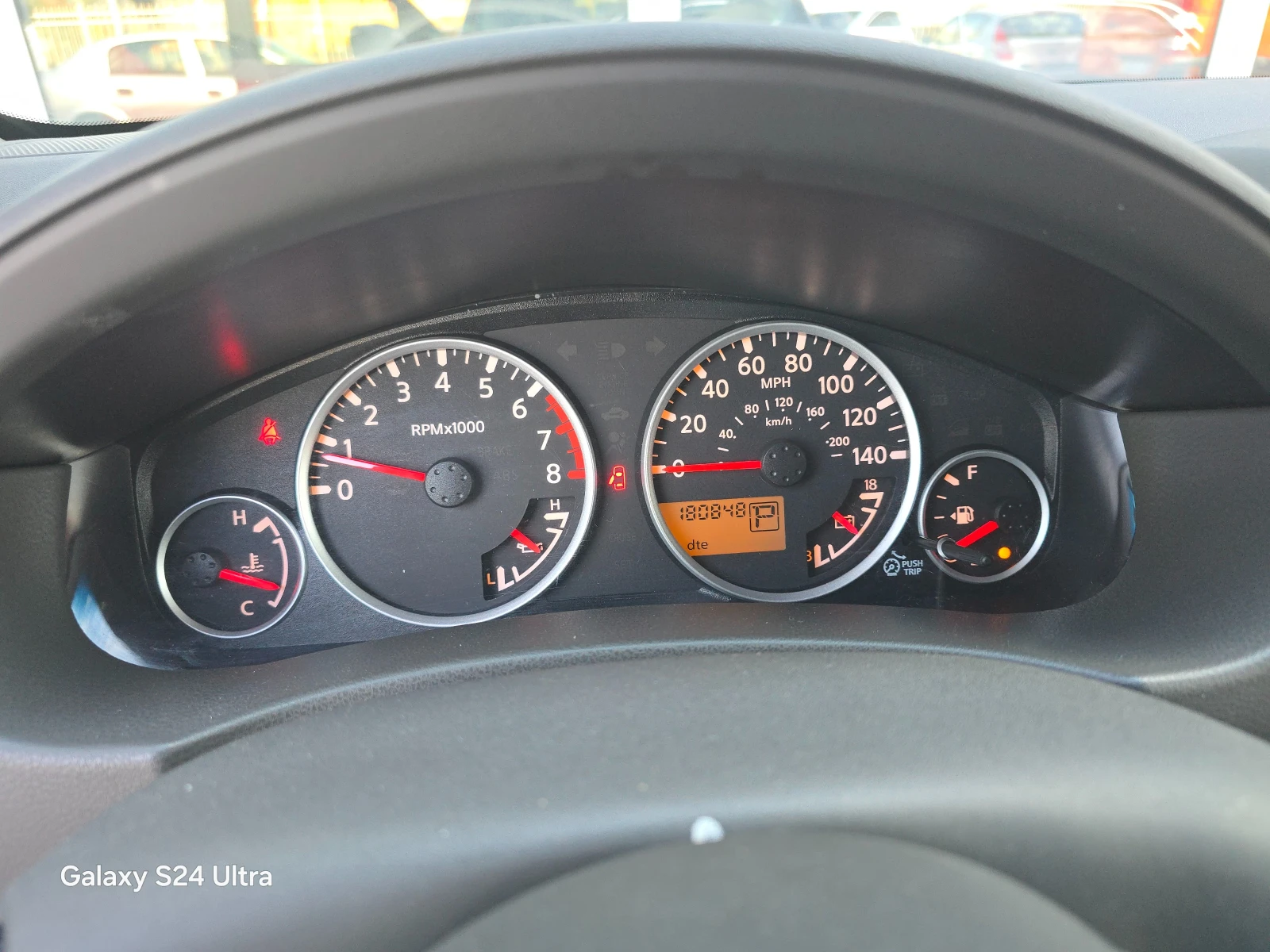 Nissan Pathfinder Автоматик !! 7-Места !!, снимка 16 - Автомобили и джипове - 56365271