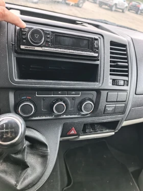 VW T6 2010г 2.0тди 140кс 4х4 Климатик, снимка 10