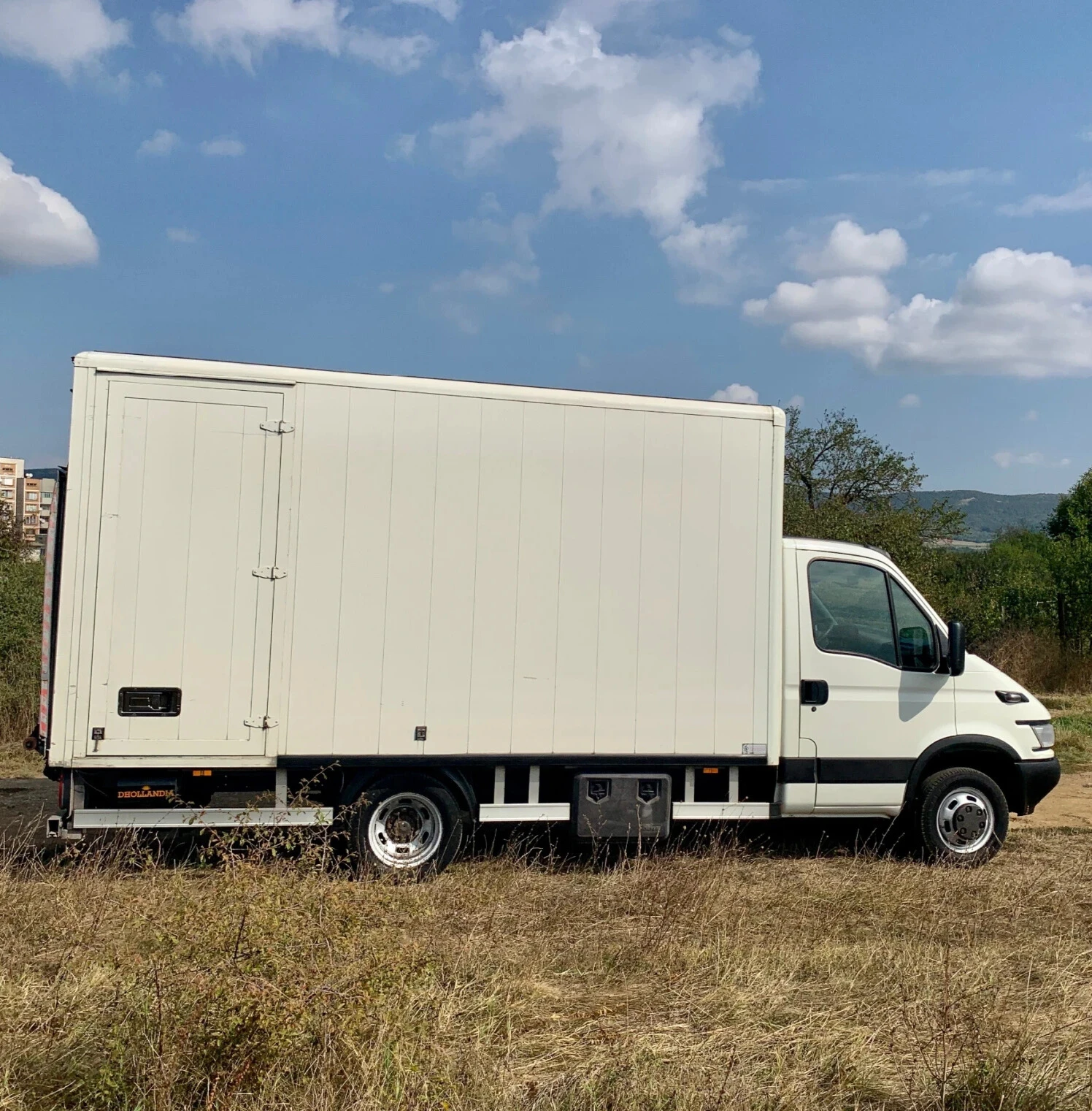 Iveco Daily Падащ борд-Странична врата-до 3.5тона, снимка 8 - Бусове и автобуси - 53746939