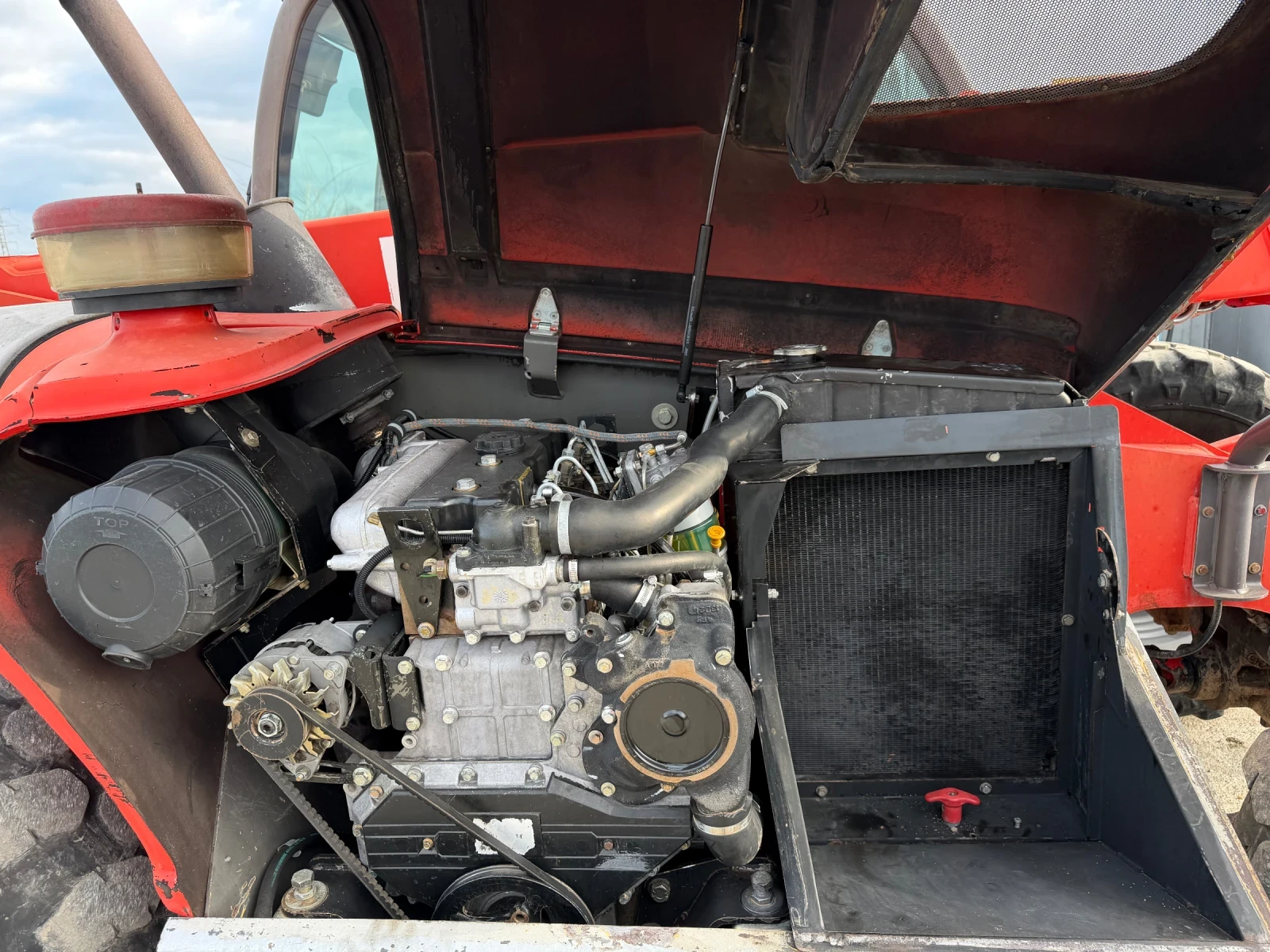 Телескопичен товарач Manitou MLT 633 LS, снимка 5 - Селскостопанска техника - 54060870