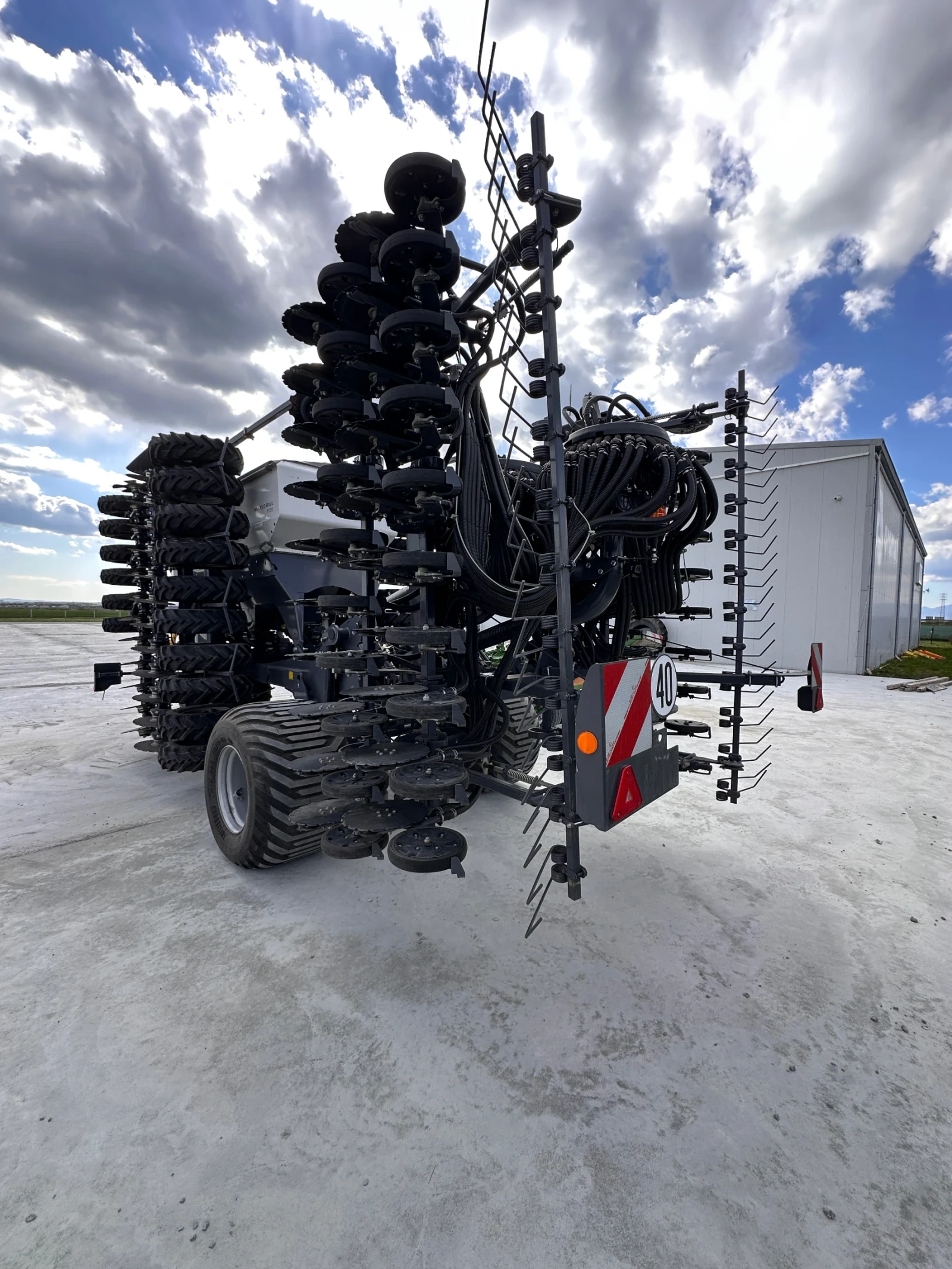 Сеялка Horsch Sky Maxidrill P120, снимка 6 - Селскостопанска техника - 54127938