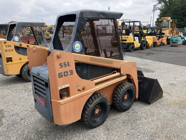 Мини челни товарачи Bobcat TCM 603 / ОЧАКВАН ВНОС !, снимка 3 - Индустриална техника - 55886672