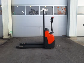 Електрокар Toyota LWI160 Li-ION, снимка 1