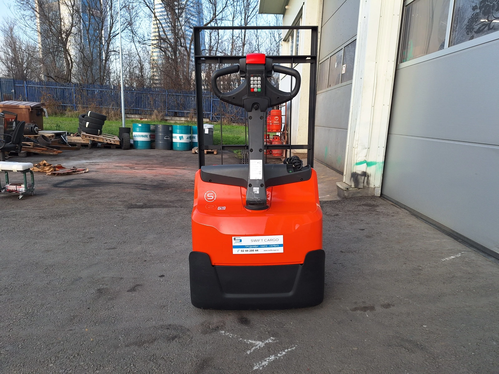 ���������� Toyota LWI160 Li-ION | Mobile.bg � ����������� 5