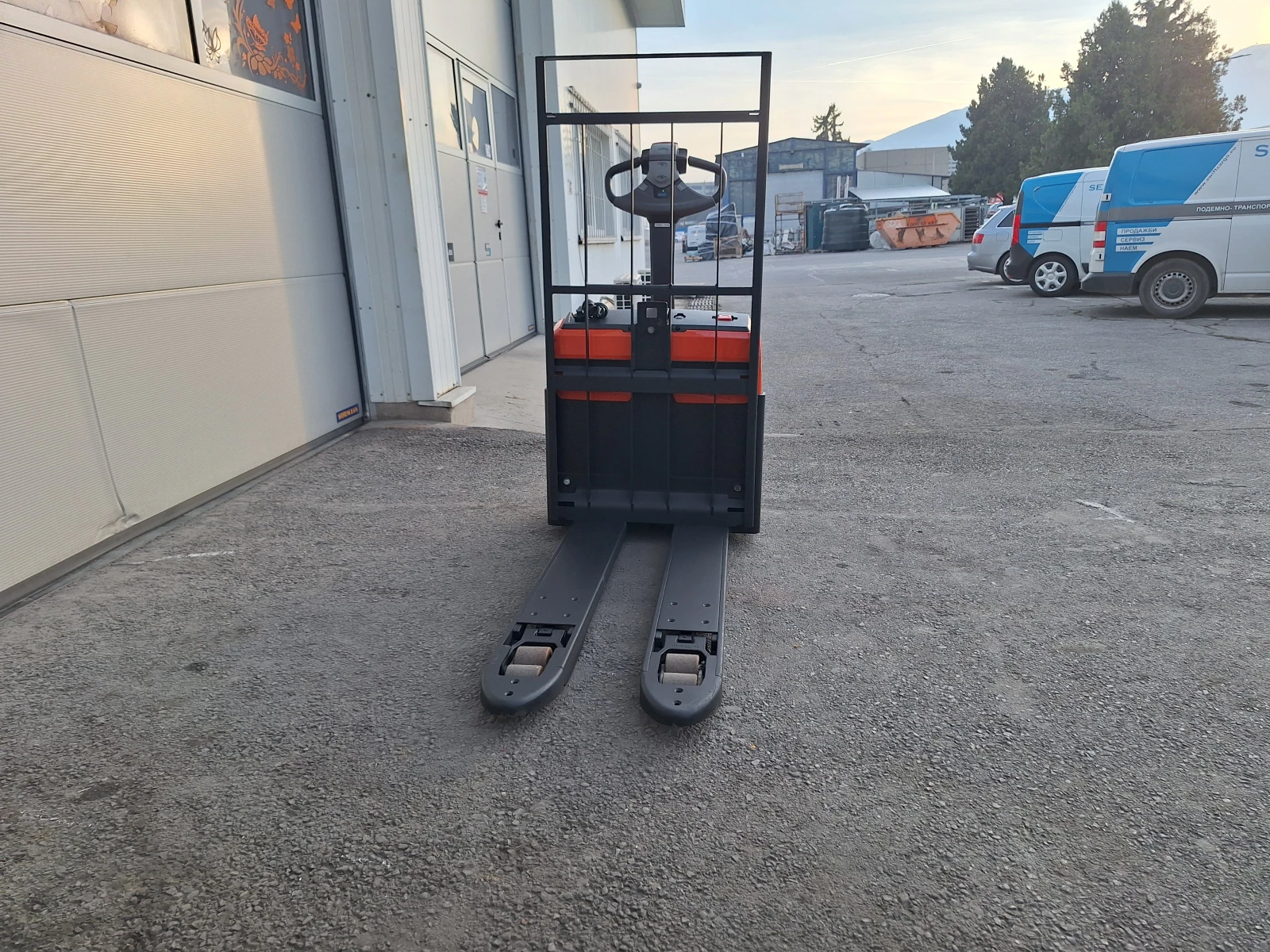 ���������� Toyota LWI160 Li-ION | Mobile.bg � ����������� 4