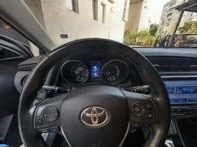 Toyota Auris, снимка 12