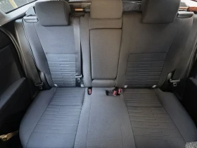 Toyota Auris, снимка 6