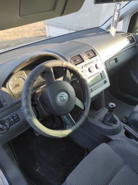 VW Touran | Mobile.bg    6