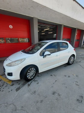 ����� �� �������� �� Peugeot 207