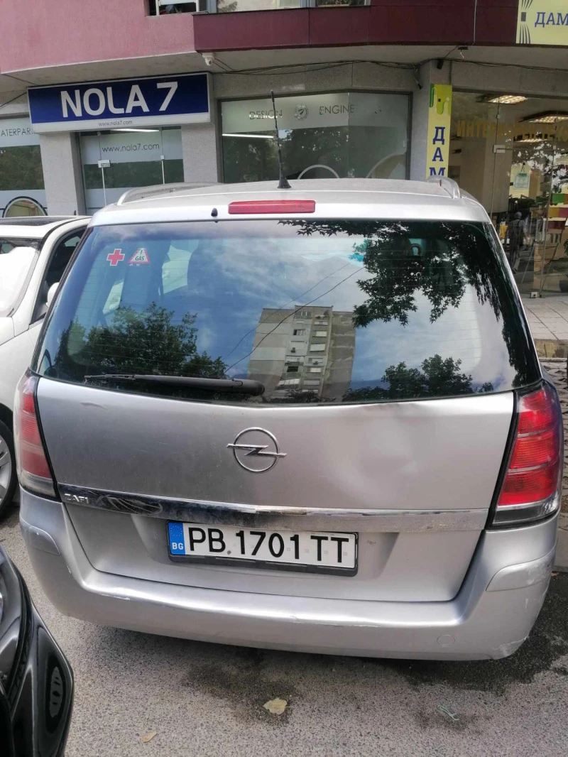 Opel Zafira 1.6, снимка 2 - Автомобили и джипове - 47173897