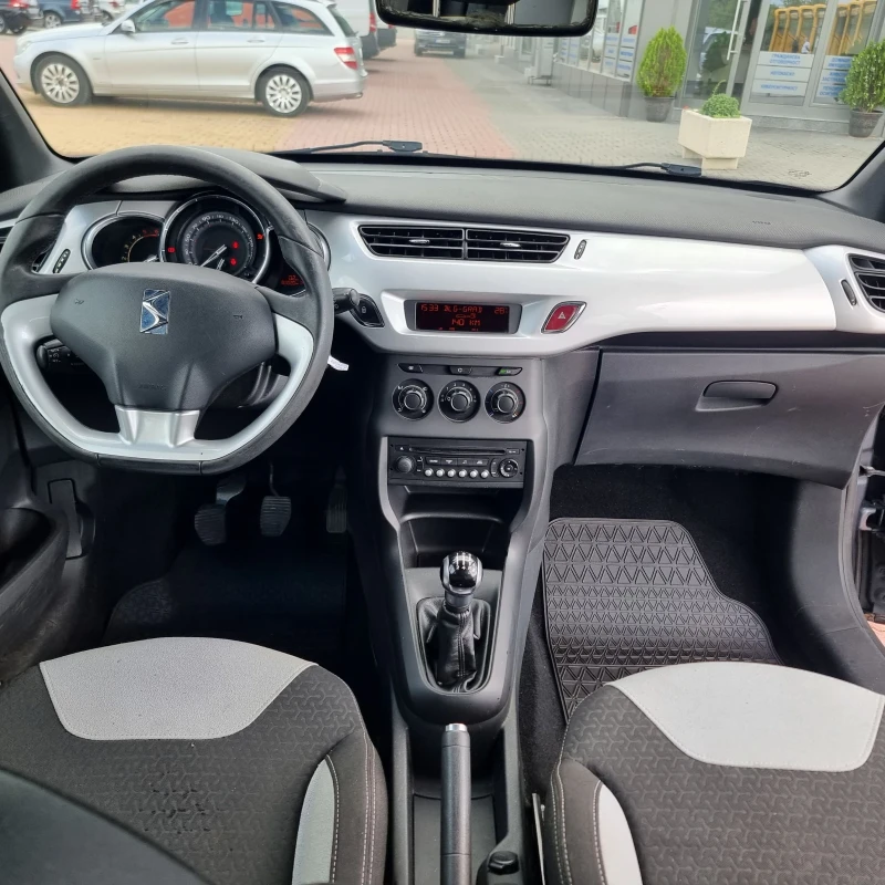 Citroen DS3 1.4 HDI, снимка 9 - Автомобили и джипове - 46992865