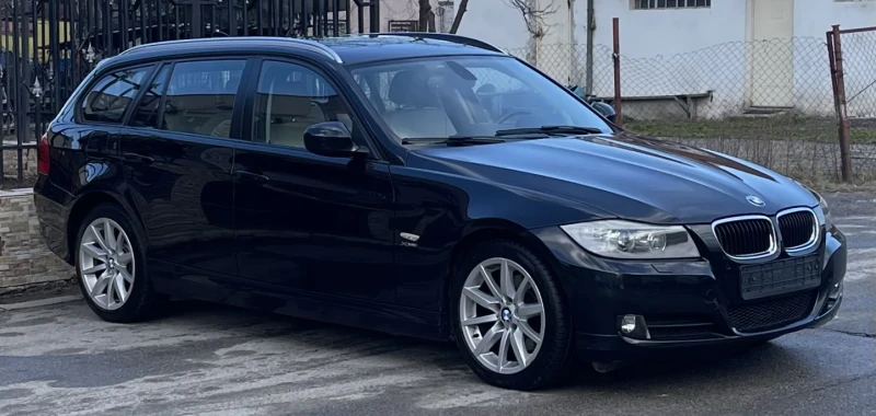 BMW 320 D X-DRIVE FACELIFT Напълно обслужено !, снимка 3 - Автомобили и джипове - 47481241