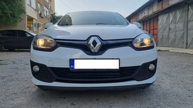 Renault Megane, снимка 1 - Автомобили и джипове - 48915696