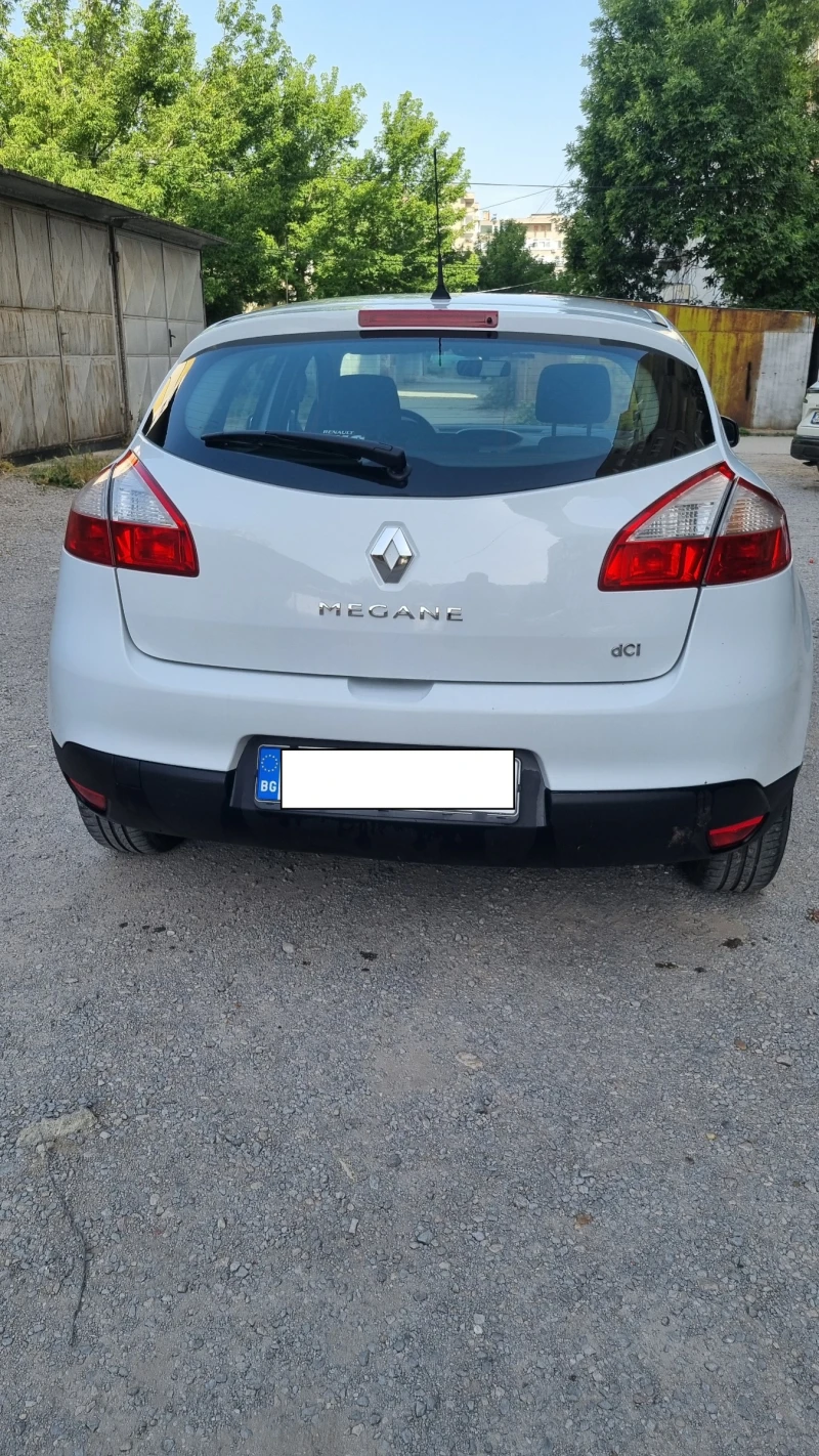 Renault Megane, снимка 10 - Автомобили и джипове - 48915696