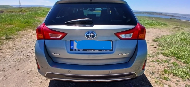 Toyota Auris, снимка 6 - Автомобили и джипове - 52523325