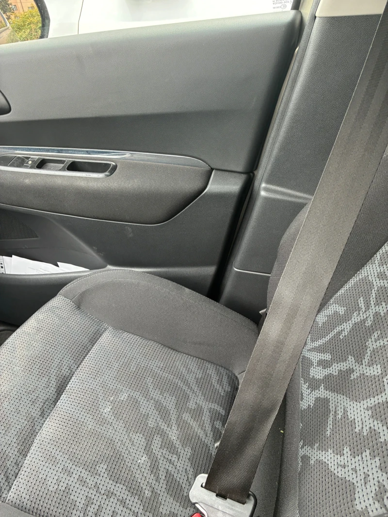 Peugeot 3008 1.6T, снимка 8 - Автомобили и джипове - 52507988