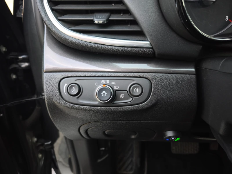 Opel Mokka X, снимка 13 - Автомобили и джипове - 52657293