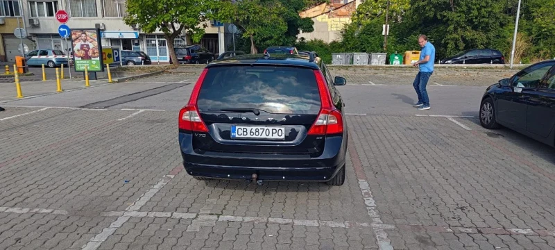 Volvo V70, снимка 3 - Автомобили и джипове - 52950637
