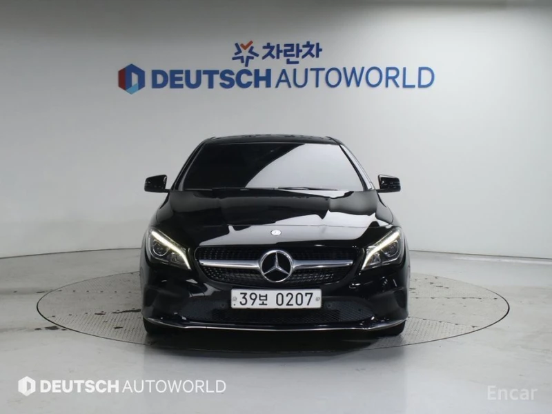 Mercedes-Benz CLA 250, снимка 3 - Автомобили и джипове - 53235546