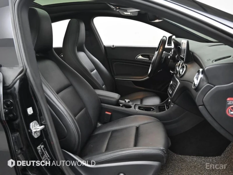 Mercedes-Benz CLA 250, снимка 10 - Автомобили и джипове - 53235546